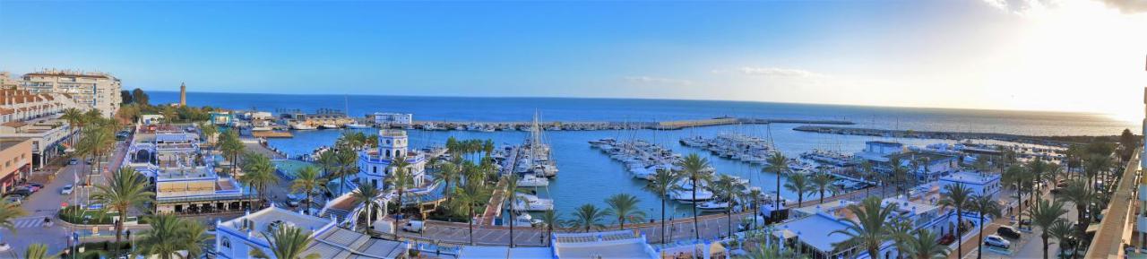 Fabulous Apartment In Front Of Sea & Marina With Incredible Views エステポナ エクステリア 写真